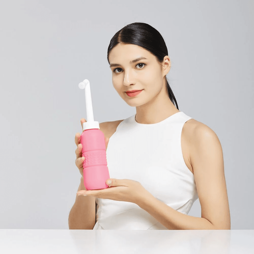 Portable Bidet for Pain Relief – Portable Personal Hygiene Bottle (450ml) 💧 | For Women, Men, Kids & Babies - UrbanSafa